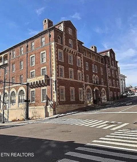 Tiny photo for 535 Locust St #202, Knoxville, TN 37902 (MLS # 1336397)