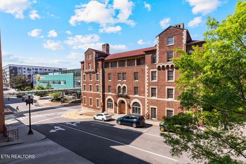 Tiny photo for 535 Locust St #202, Knoxville, TN 37902 (MLS # 1336397)