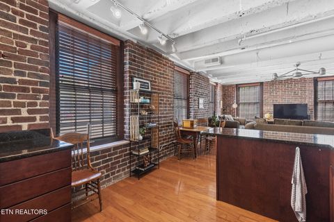 Tiny photo for 535 Locust St #202, Knoxville, TN 37902 (MLS # 1336397)