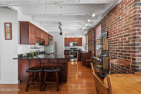 Tiny photo for 535 Locust St #202, Knoxville, TN 37902 (MLS # 1336397)