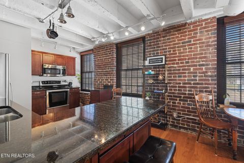 Tiny photo for 535 Locust St #202, Knoxville, TN 37902 (MLS # 1336397)