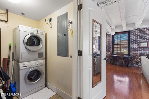 Tiny photo for 535 Locust St #202, Knoxville, TN 37902 (MLS # 1336397)