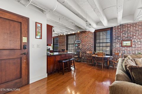 Tiny photo for 535 Locust St #202, Knoxville, TN 37902 (MLS # 1336397)