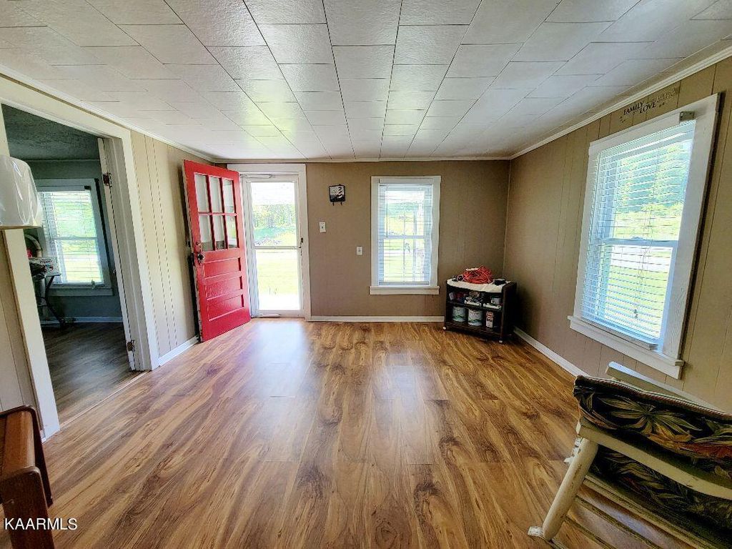 Photo of 271 Ollis Rd, Oliver Springs, TN 37840 (MLS # 1224970)