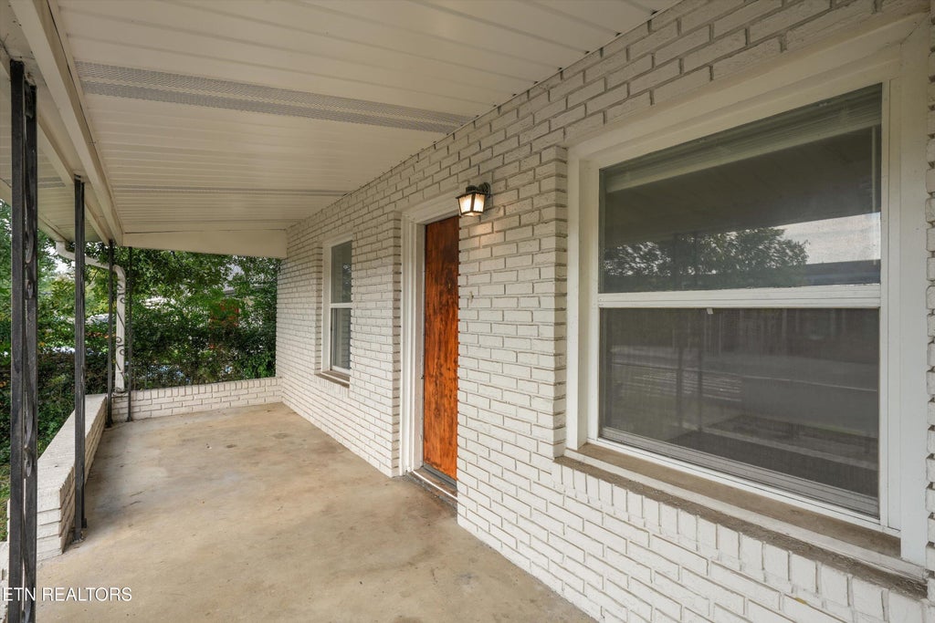 Photo of 1503 Connecticut Ave, Knoxville, TN 37921 (MLS # 1354843)