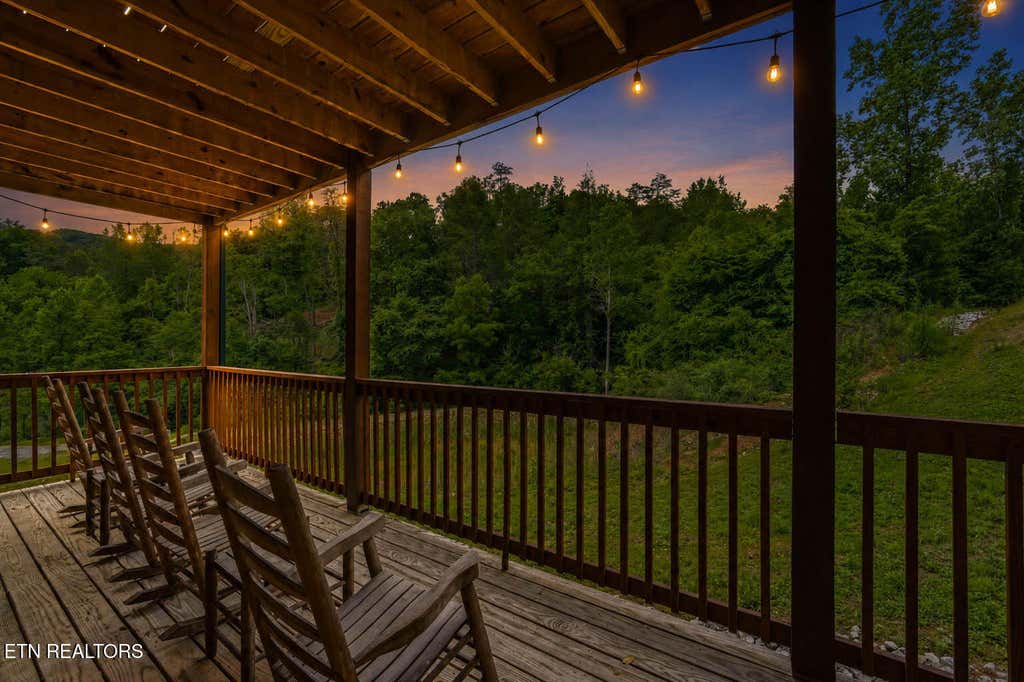 Photo of 2933 Fiddlers Creek Way, Pigeon Forge, TN 37863 (MLS # 1352837)