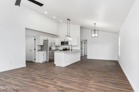 Tiny photo for 168 Sky View Meadow Dr Drive, Crossville, TN 38555 (MLS # 1355747)