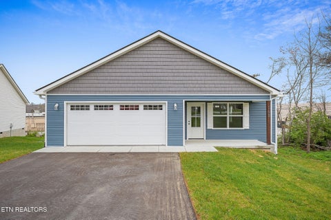Tiny photo for 168 Sky View Meadow Dr Drive, Crossville, TN 38555 (MLS # 1355747)