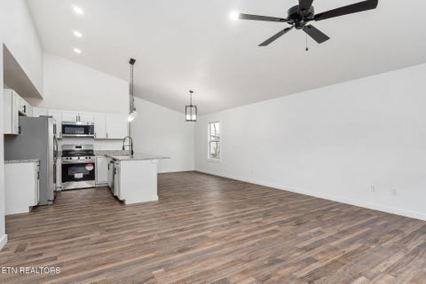 Tiny photo for 168 Sky View Meadow Dr Drive, Crossville, TN 38555 (MLS # 1355747)