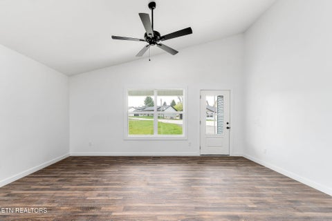 Tiny photo for 168 Sky View Meadow Dr Drive, Crossville, TN 38555 (MLS # 1355747)