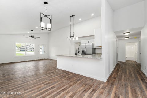 Tiny photo for 168 Sky View Meadow Dr Drive, Crossville, TN 38555 (MLS # 1355747)