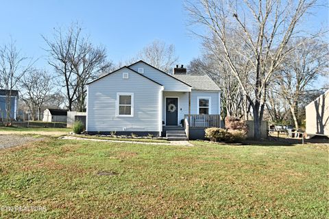 Photo of 255 Currie Ave, Maryville, TN 37804 (MLS # 1322828)