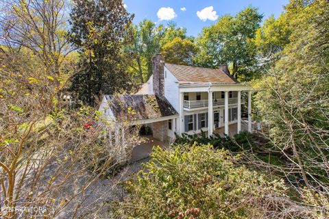 453 Oliver Springs Highway Clinton TN 37716