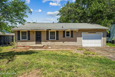 Photo of 310 Defoe Circle, Maryville, TN 37804 (MLS # 1338417)