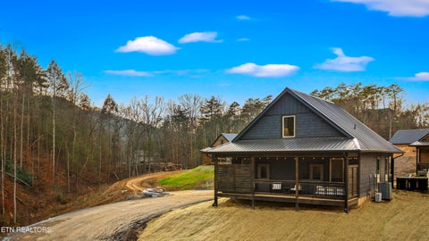 Tiny photo for 571 Warbonnet Way, Pigeon Forge, TN 37863 (MLS # 1355850)
