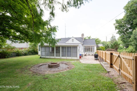 Tiny photo for 5026 Jacksboro Pike, Knoxville, TN 37918 (MLS # 1346747)