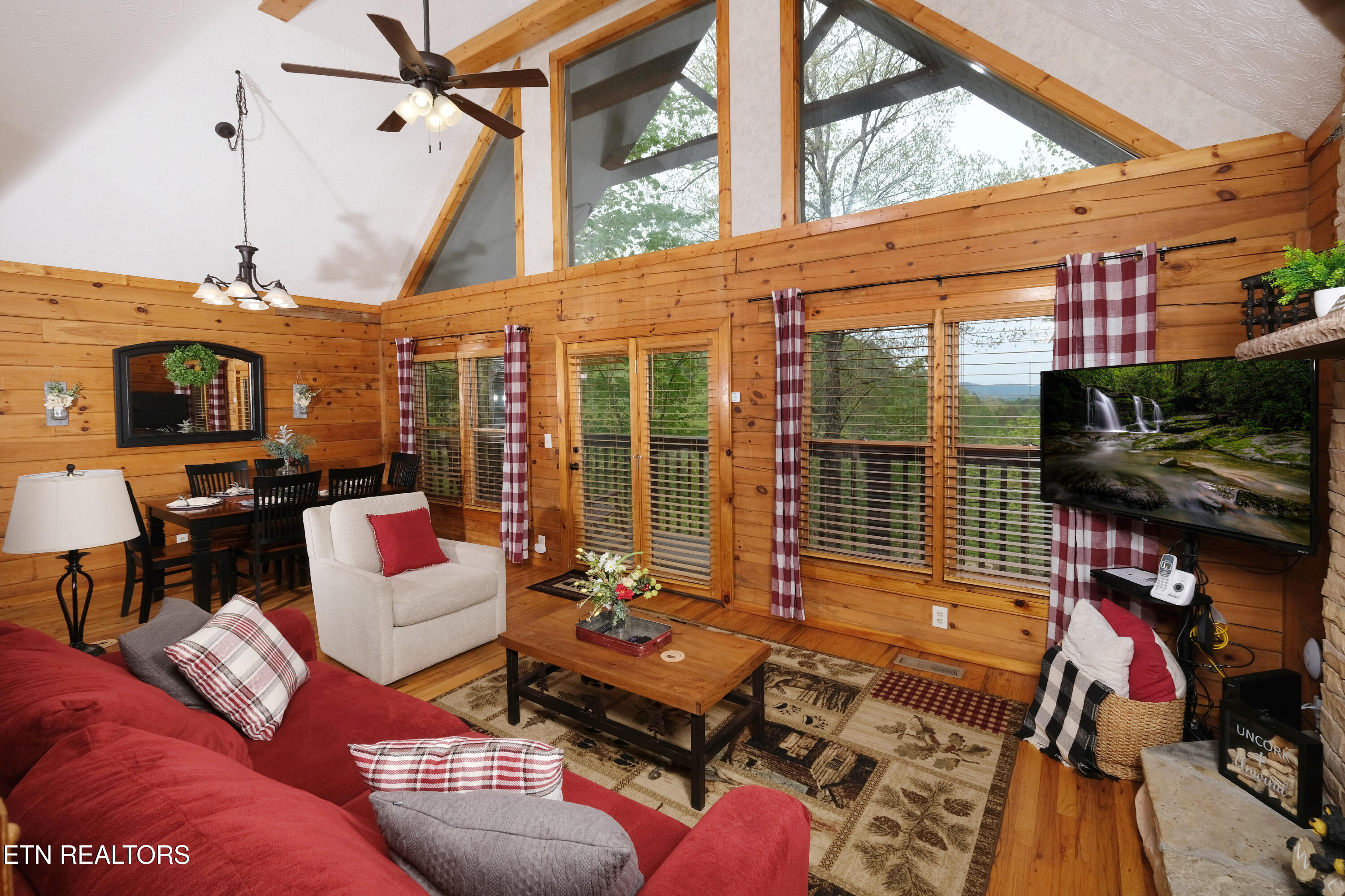 3549 Country Pines Way