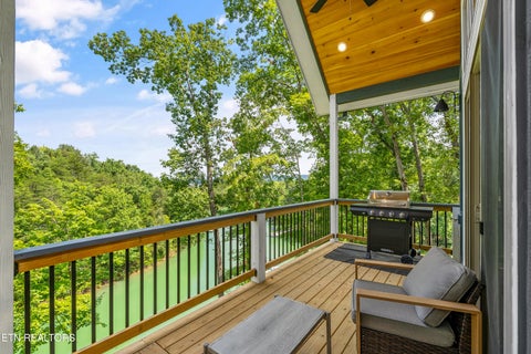 Tiny photo for 126 Jolene Way Way, Sevierville, TN 37876 (MLS # 1346444)