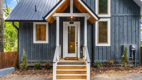Tiny photo for 126 Jolene Way Way, Sevierville, TN 37876 (MLS # 1346444)