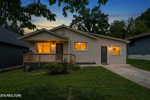 2705 SPENCER ST, KNOXVILLE, TN 37917 - Image cc7eb52c4ad2cdb1b2fc5e904aa50e57/320148987