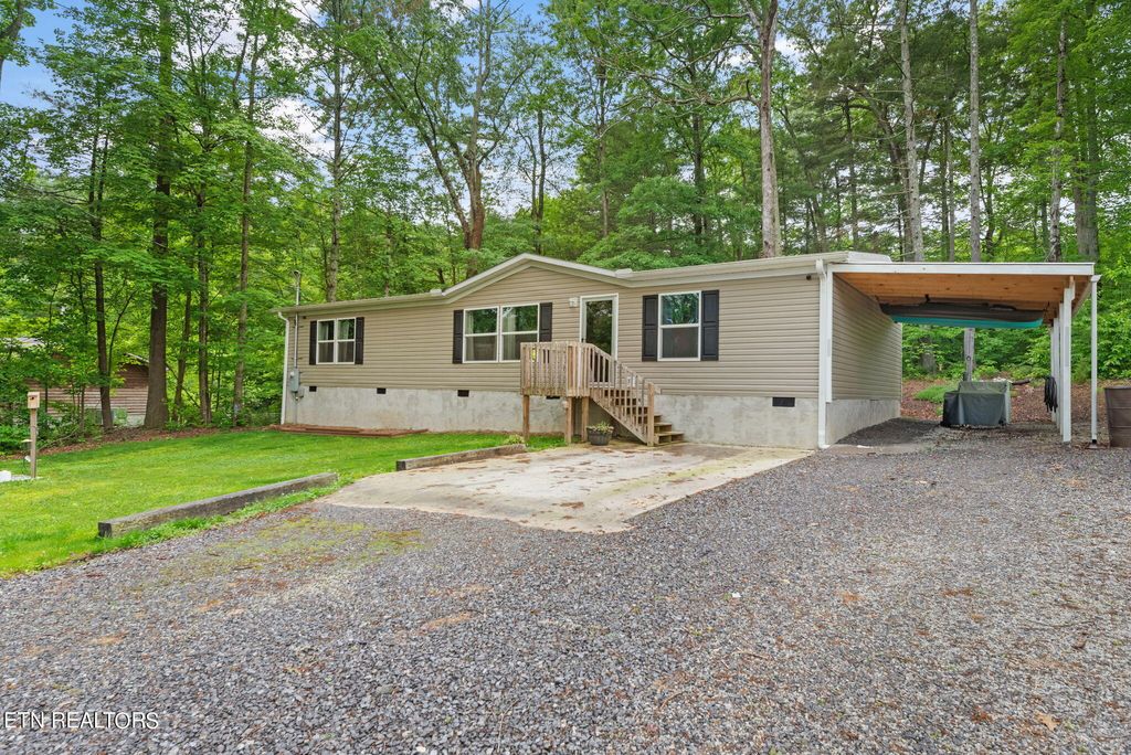Photo of 211 Boulder Rd, Wartburg, TN 37887 (MLS # 1262942)