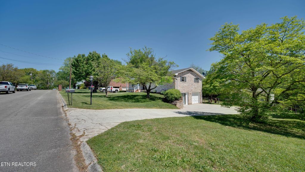 Photo of 4308 Hicken Rd, Knoxville, TN 37938 (MLS # 1337615)