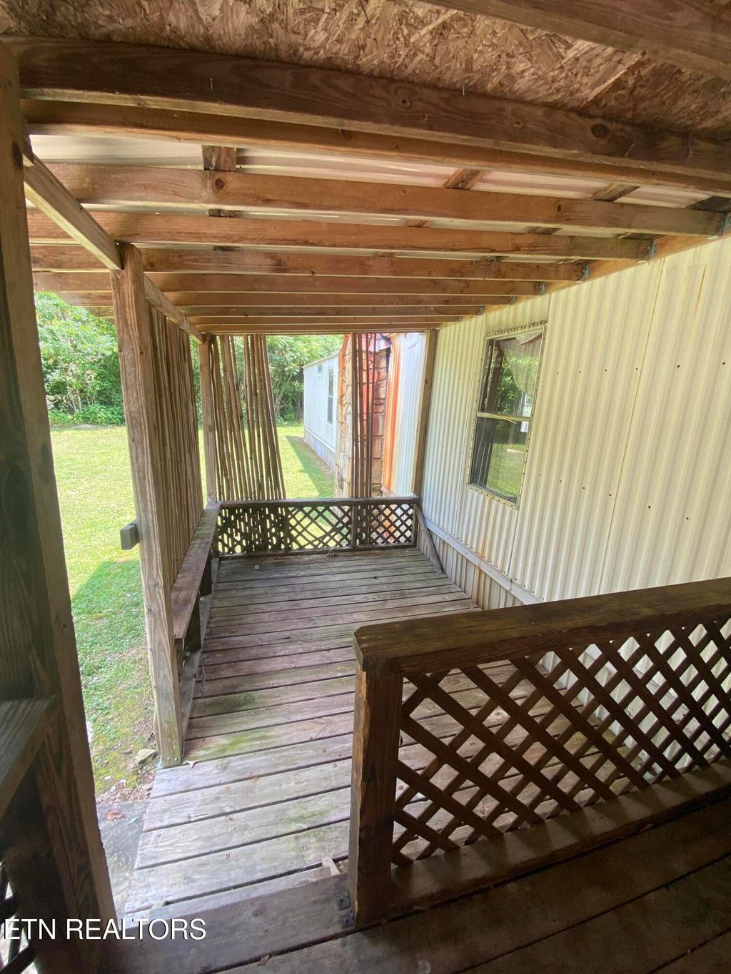 Photo of 1907 Daysville Rd, Rockwood, TN 37854 (MLS # 1306231)