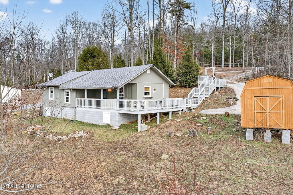 Photo of 160 Indian Rock Loop, Crossville, TN 38572 (MLS # 1328716)