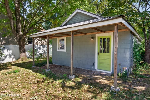 Tiny photo for 441 Whitson Ave, Cookeville, TN 38501 (MLS # 1360198)