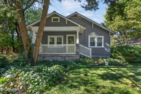 Photo of 441 Whitson Ave, Cookeville, TN 38501 (MLS # 1360198)
