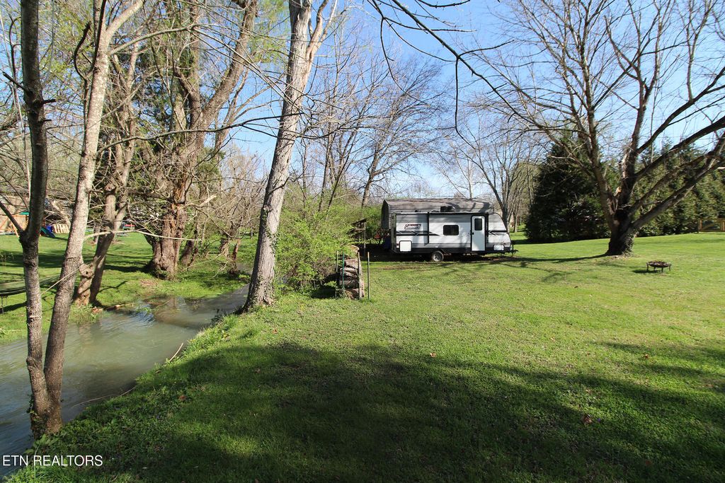 Photo of 3831 Sullivan Rd, Knoxville, TN 37921 (MLS # 1332989)