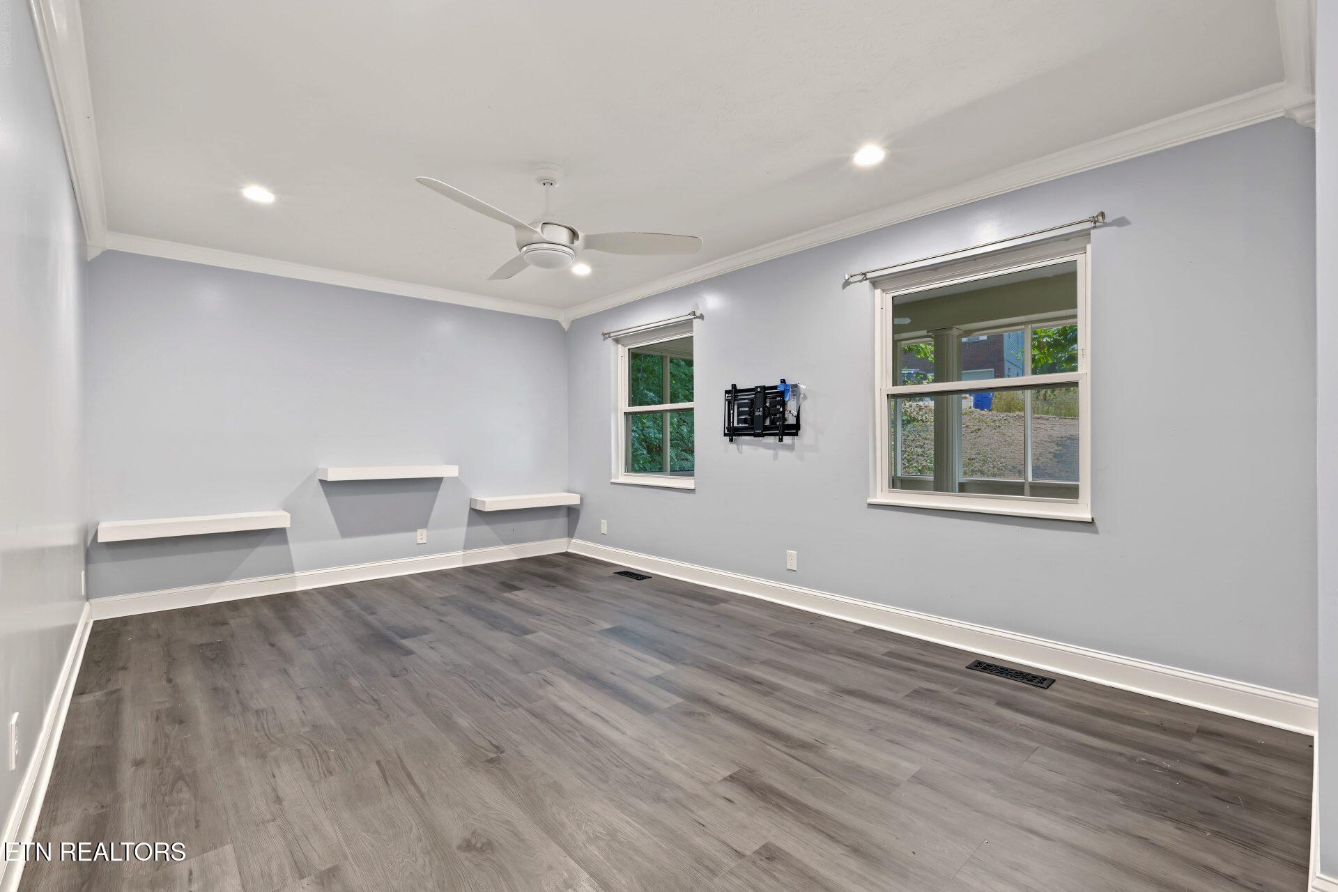 14 Cooper Lane