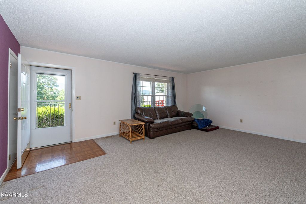 Photo of 2184 Ellejoy Rd, Walland, TN 37886 (MLS # 1233216)