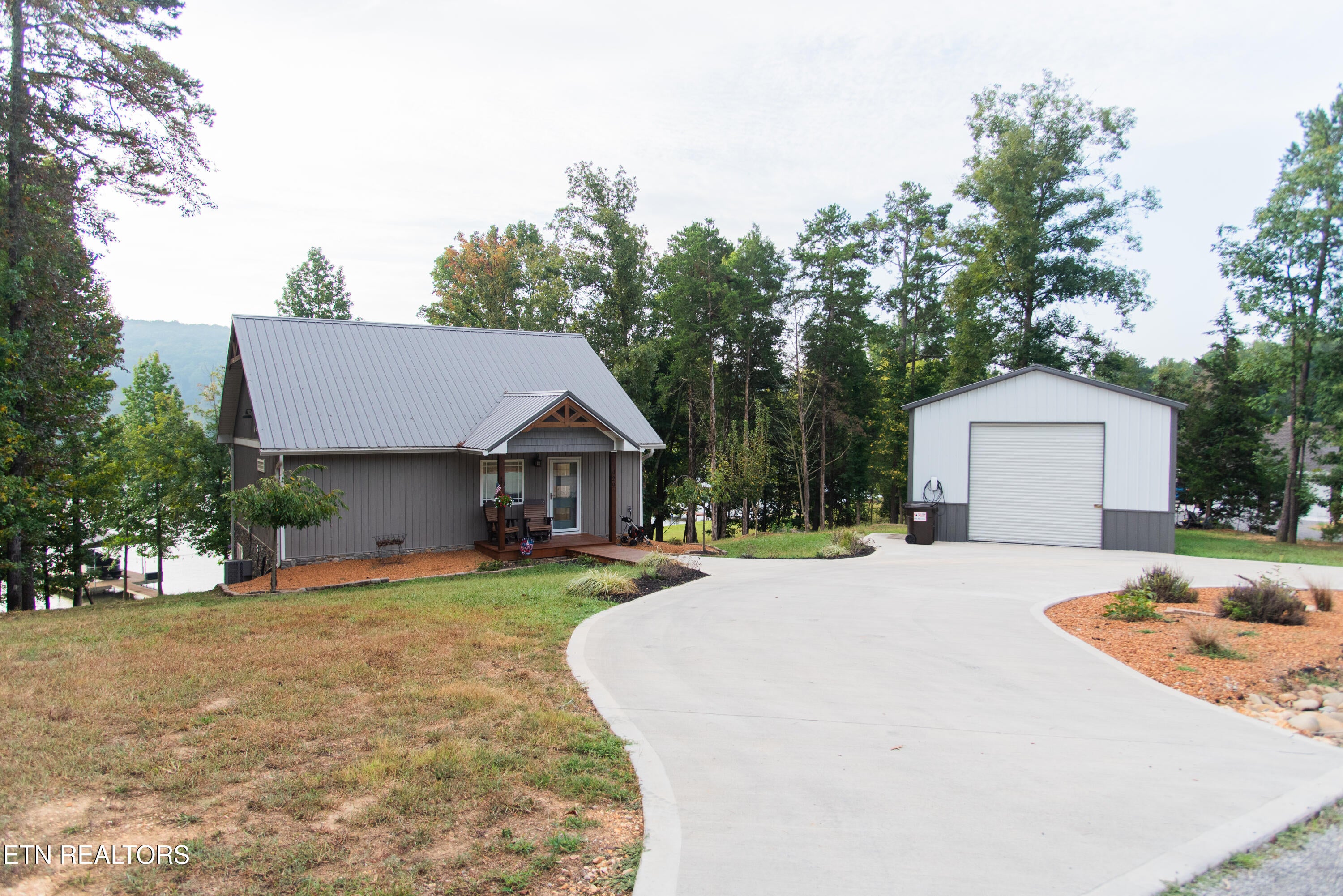 429 Lakeshore Vista Drive - Photo 4