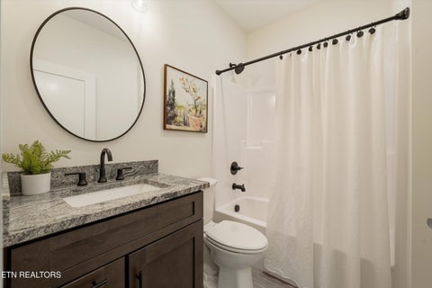 Tiny photo for 262 Mialaquo Circle, Loudon, TN 37774 (MLS # 1360273)