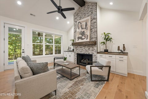 Tiny photo for 262 Mialaquo Circle, Loudon, TN 37774 (MLS # 1360273)