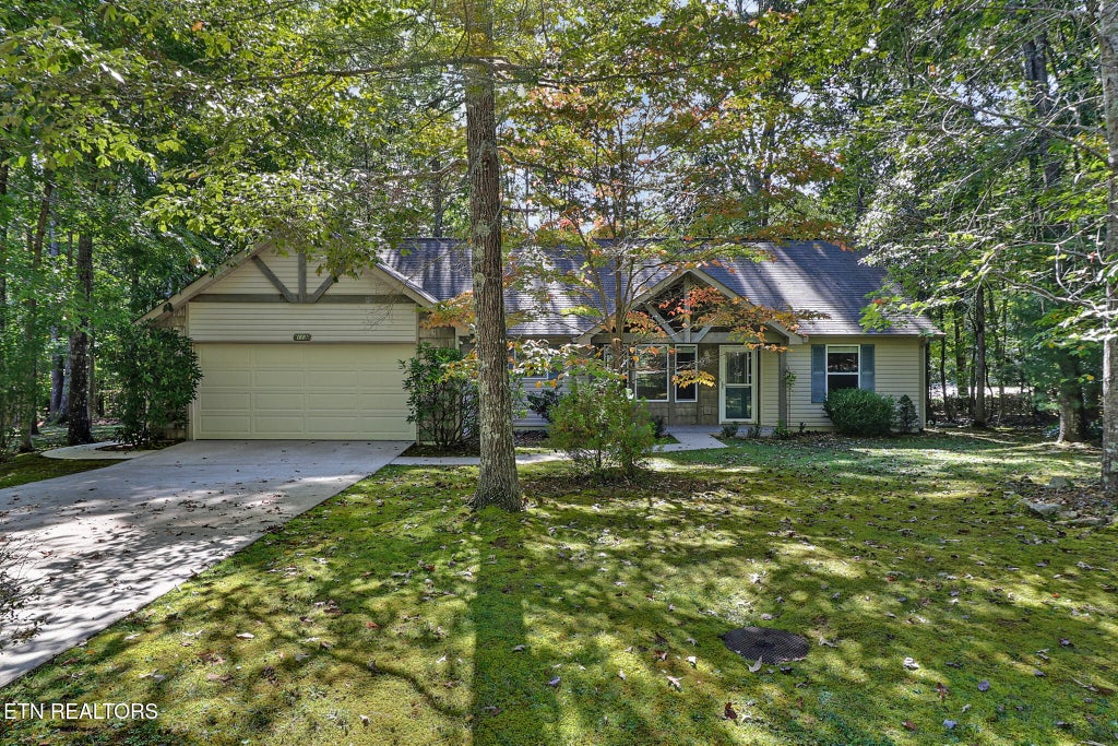 Photo of 113 Devon Rd, Crossville, TN 38558 (MLS # 1358229)