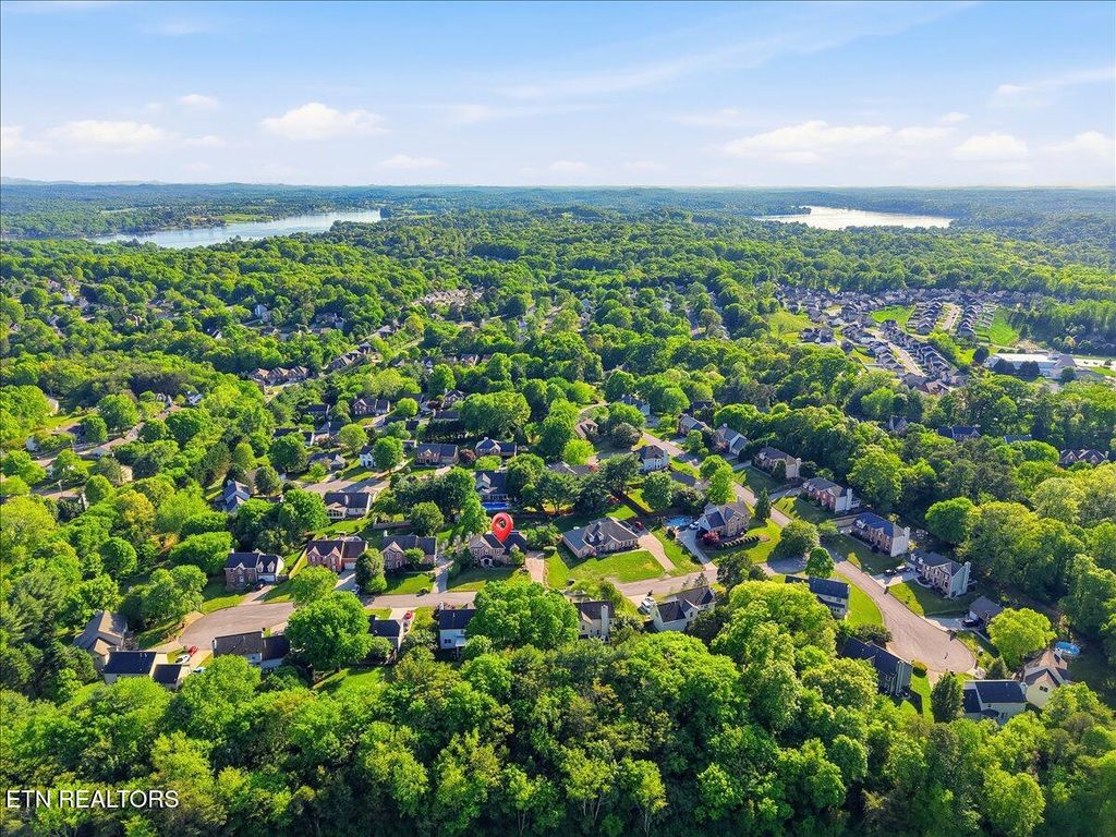 Photo of 1409 Bayhill Ridge Lane, Knoxville, TN 37922 (MLS # 1338113)