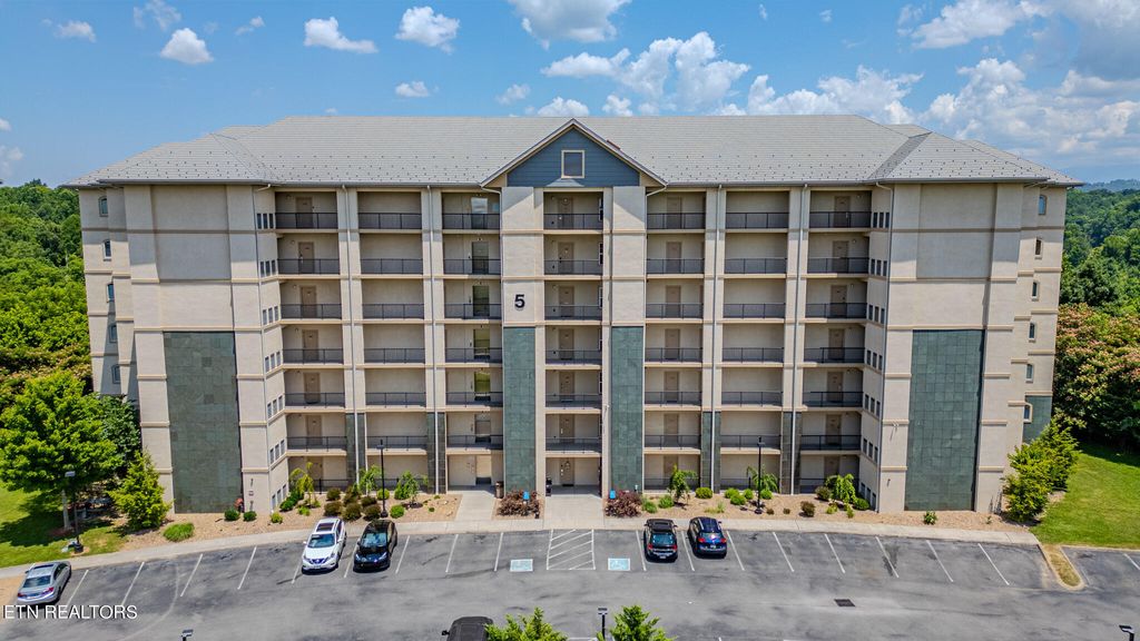 Photo of 124 Plaza Dr Dr #5601, Pigeon Forge, TN 37863 (MLS # 1267521)