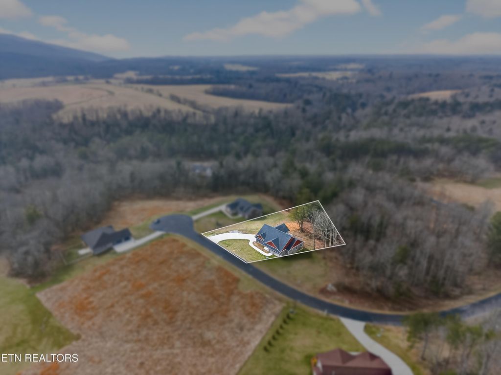 Photo of 204 Suzie Court, Crossville, TN 38555 (MLS # 1332420)