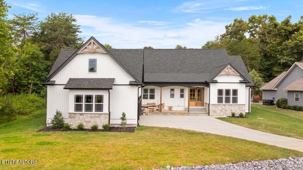 Photo of 340 Golanvyi Trail TRL, Vonore, TN 37885 (MLS # 1351700)