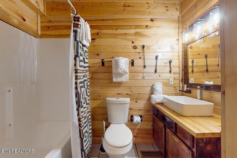 Tiny photo for 2632 Camden Way, Sevierville, TN 37876 (MLS # 1327482)