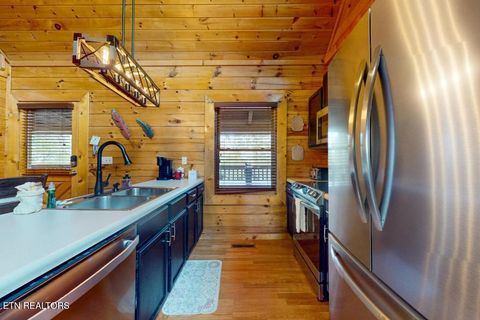 Tiny photo for 2632 Camden Way, Sevierville, TN 37876 (MLS # 1327482)