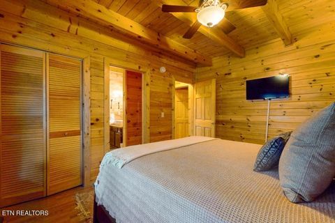 Tiny photo for 2632 Camden Way, Sevierville, TN 37876 (MLS # 1327482)