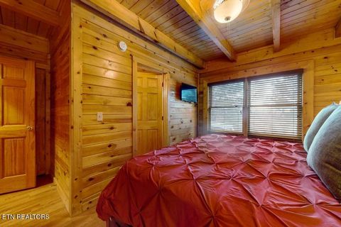 Tiny photo for 2632 Camden Way, Sevierville, TN 37876 (MLS # 1327482)