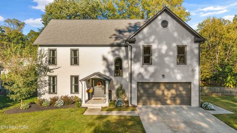 1216 Ashgrove Place Knoxville TN 37919