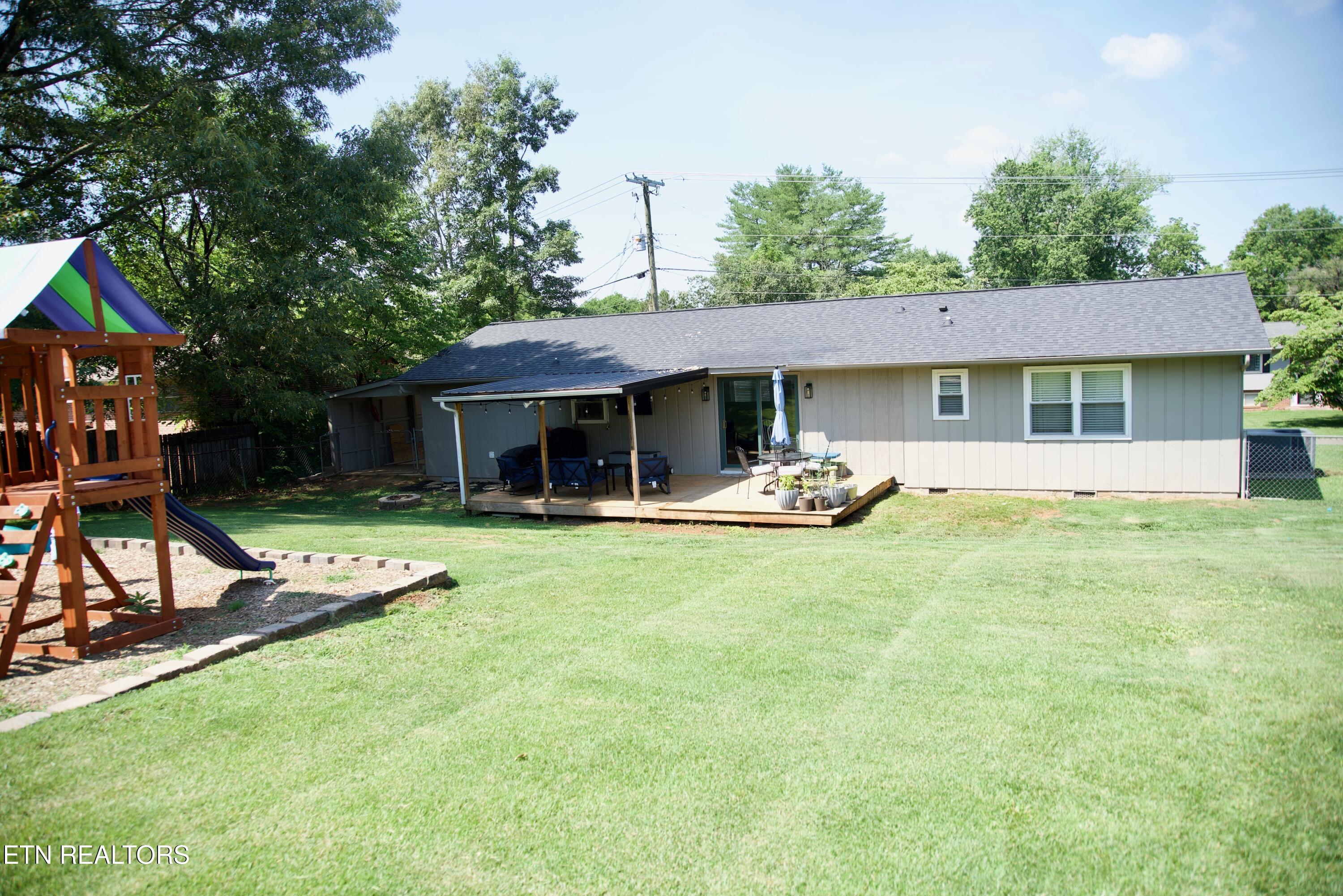 7820 Hallsdale Rd