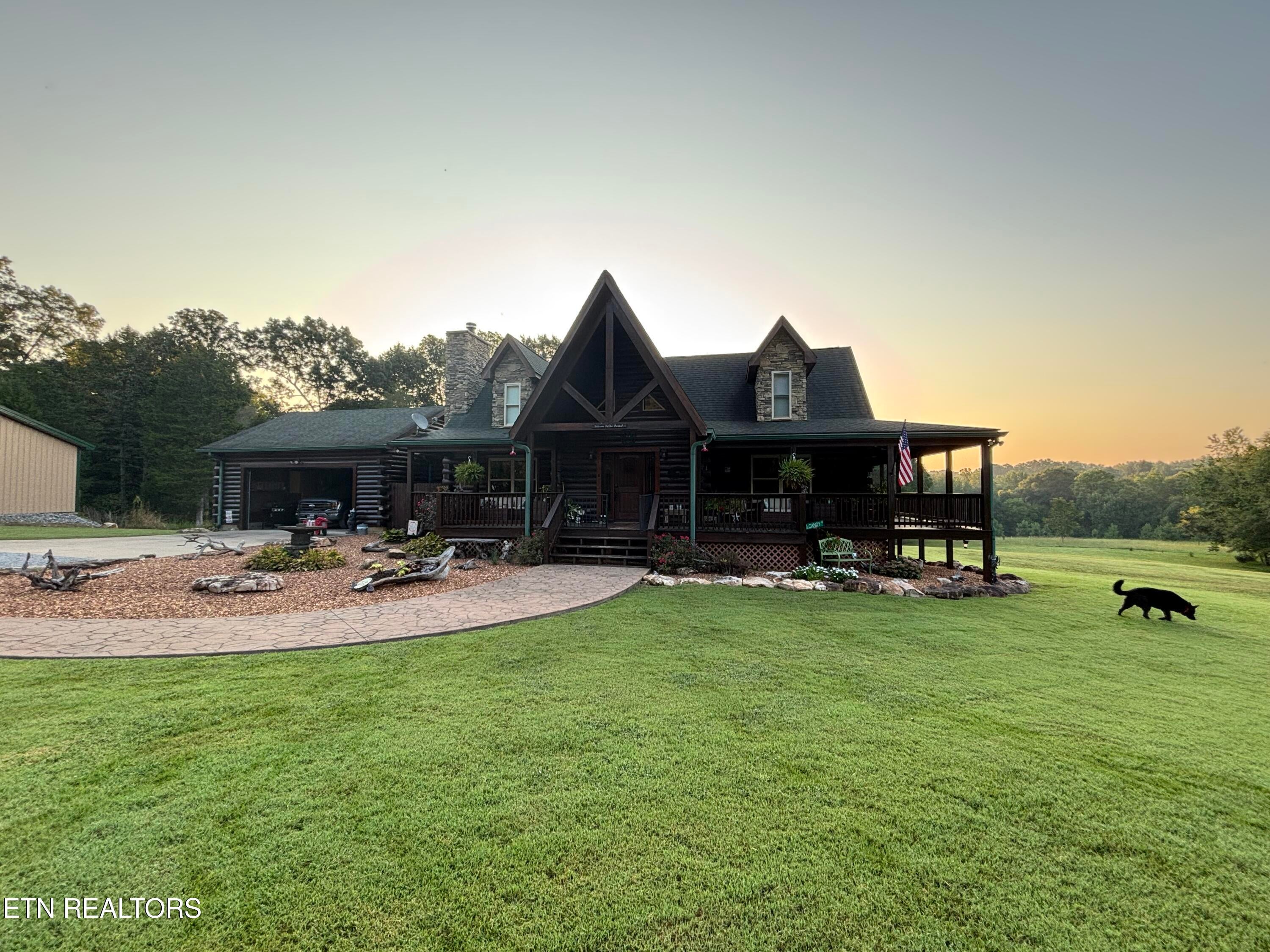 160 Turkey Ridge Rd
