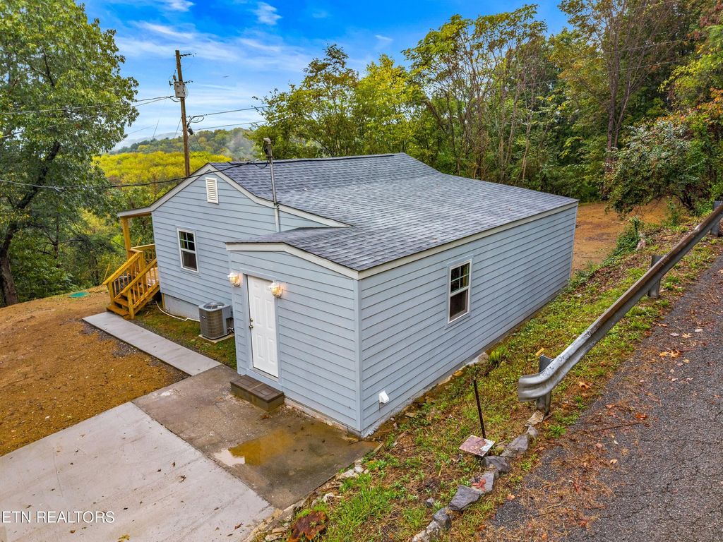 Photo of 1160 Statem Gap Rd Rd, Morristown, TN 37813 (MLS # 1323073)