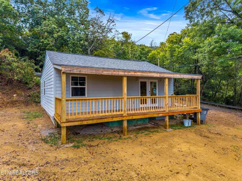 Photo of 1160 Statem Gap Rd Rd, Morristown, TN 37813 (MLS # 1323073)